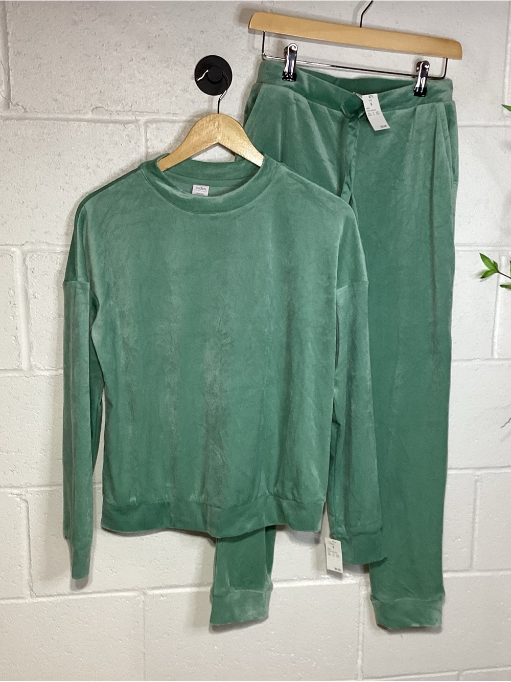 Auden Women’s Plush Pajama Set | NWT | Soft, Cozy - Picture 2 of 3
